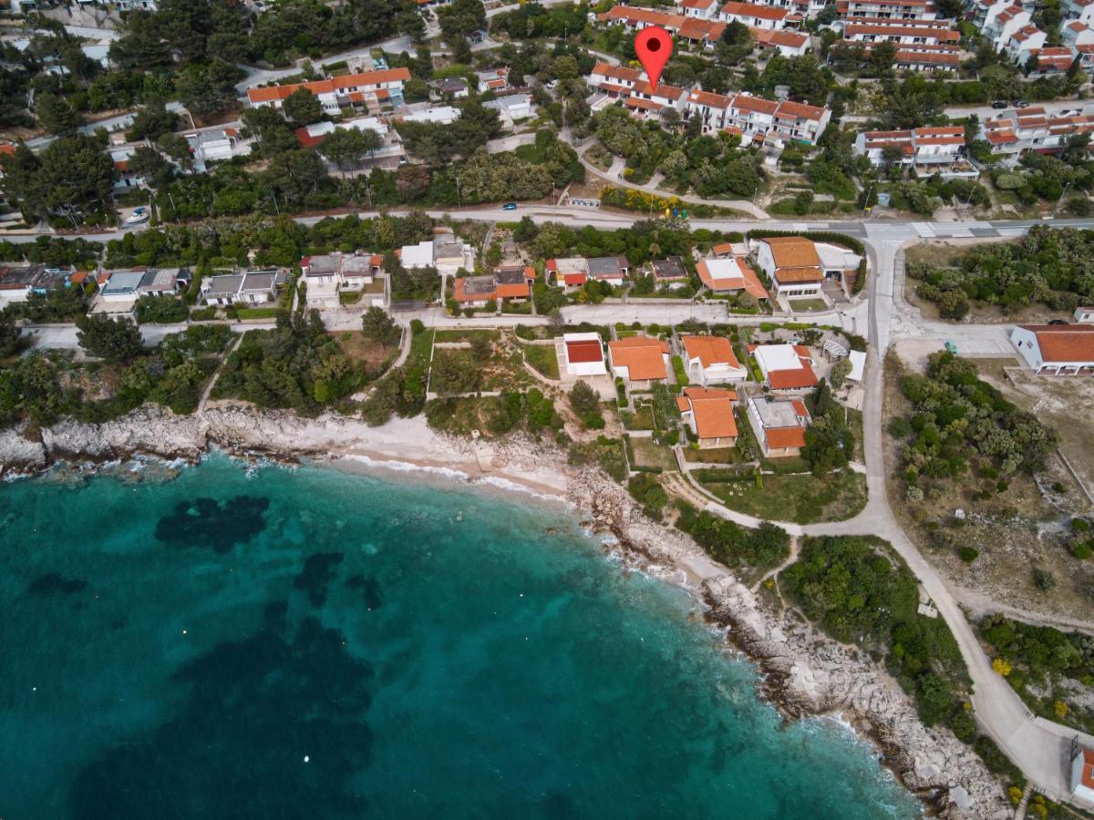 Apartment Mateo Miholascica Екстер'єр фото